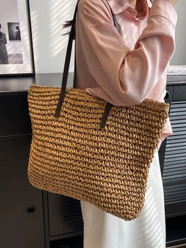 2023 Дамски луксозна дизайнерска чанта през рамо, ракита, с голям капацитет, модерна ежедневна чанта, уникален стил за пазаруване и пътуване на плажа.
