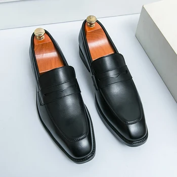 2024 Нови мъжки модел обувки, официалната обувки, мъжки бизнес ръчно изработени обувки, сватбени обувки, мъжки обувки големи размери от естествена кожа, дантела