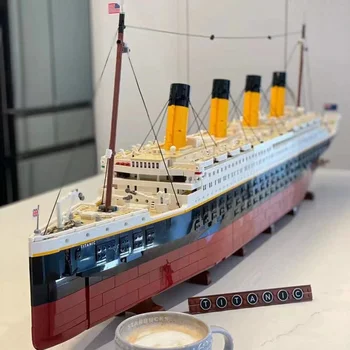 Dalam stok 9090 buah Titani kompatibel 10294 Титаник besar kapal pesiar kapal Steamship bata bangunan blok anak-anak Сам hadiah
