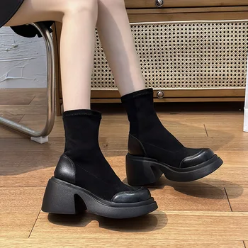 Къси Дамски обувки на дебела подметка и дебелите обувки Есен-Зима 2023, модерни ежедневни обувки в евро-американския стил ретро