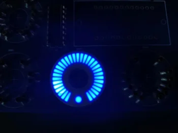 линейна матрица от 2 елемента 31 светодиода, дъга 300 ° подходящ за дисплея на аудиооборудования-син