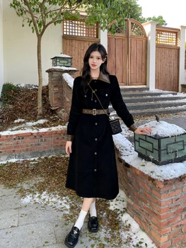 Модни вельветовая пола с талия, модерно улично черна рокля, дамски корейската версия 2023, есен-зима, нова свободна пола, град