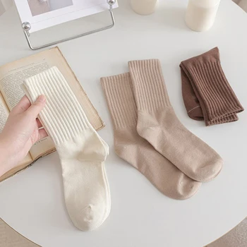 Черно-бели Дамски чорапи Есен-зима, Чорапи със средна дължина, в Корейски, японски стил Ins, трендови Памучни Кафе Дизайнерски чорапи в стил ретро, за студенти
